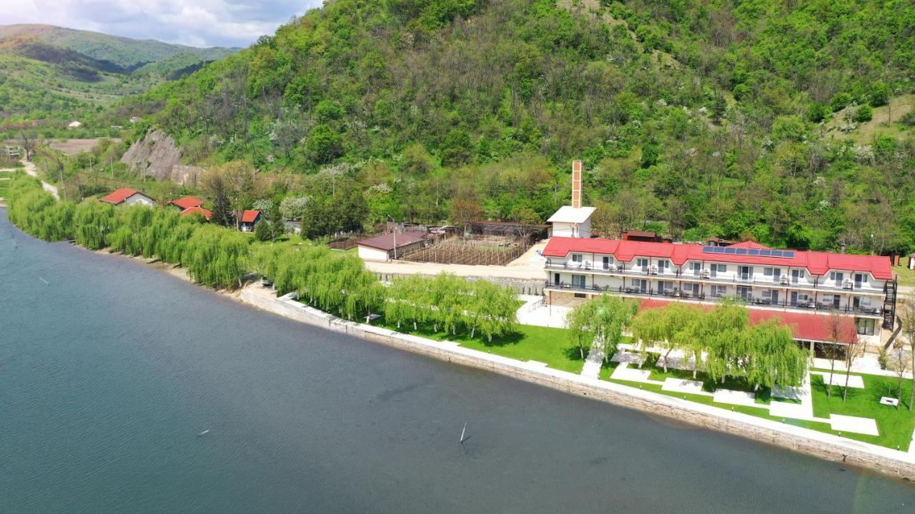 Vega Resort Restaurant & Lodge Orşova المظهر الخارجي الصورة