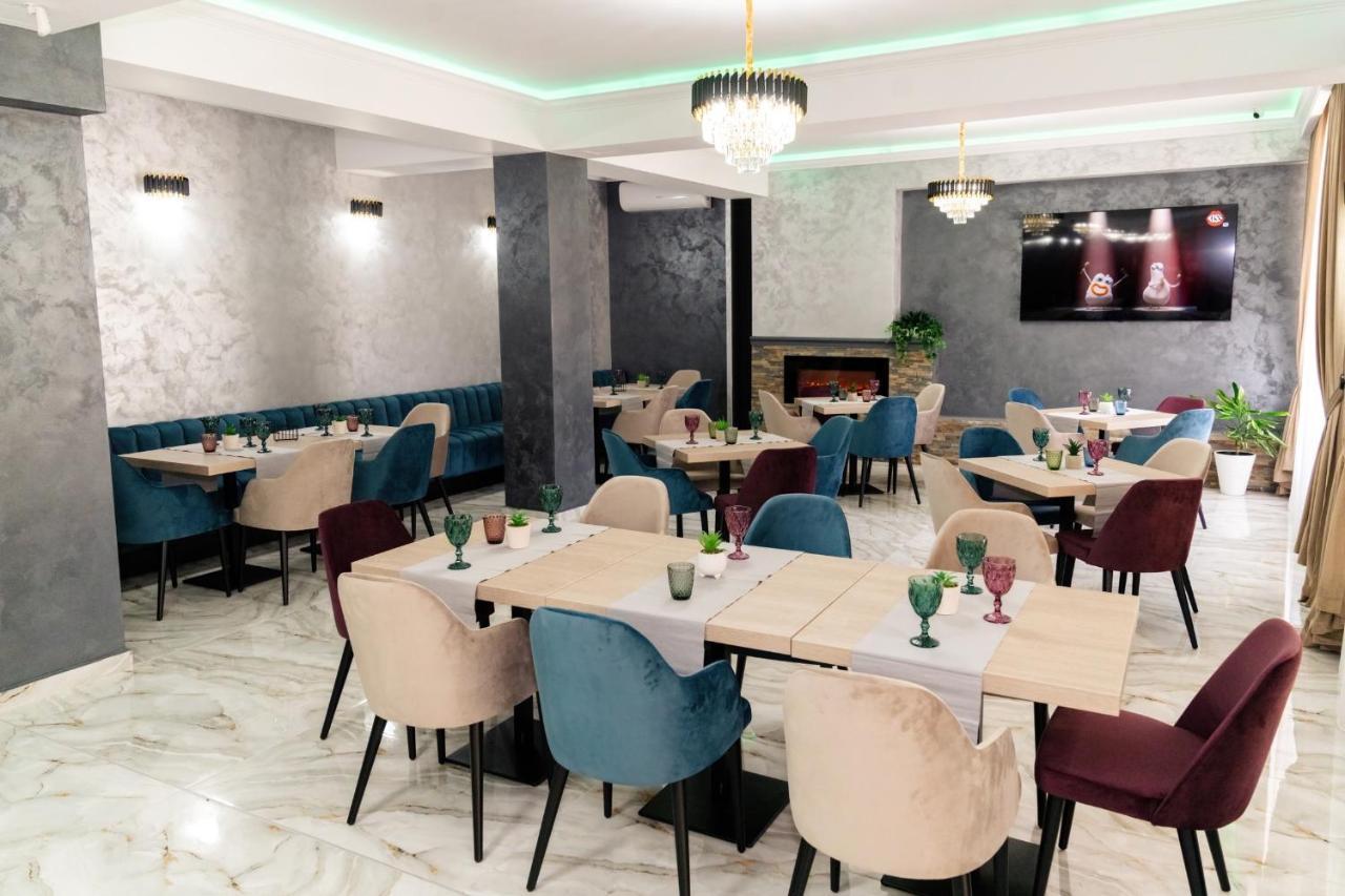 Vega Resort Restaurant & Lodge Orşova المظهر الخارجي الصورة