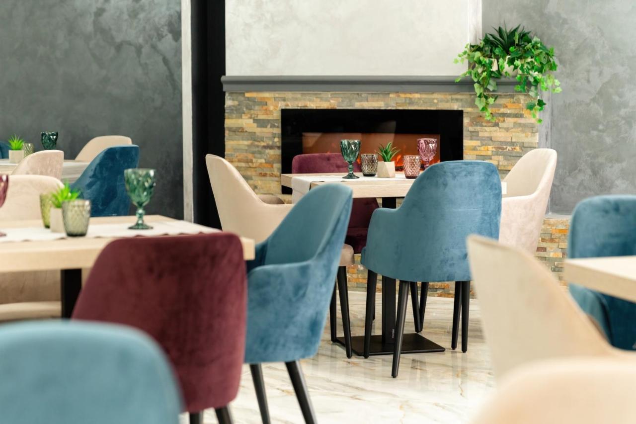 Vega Resort Restaurant & Lodge Orşova المظهر الخارجي الصورة