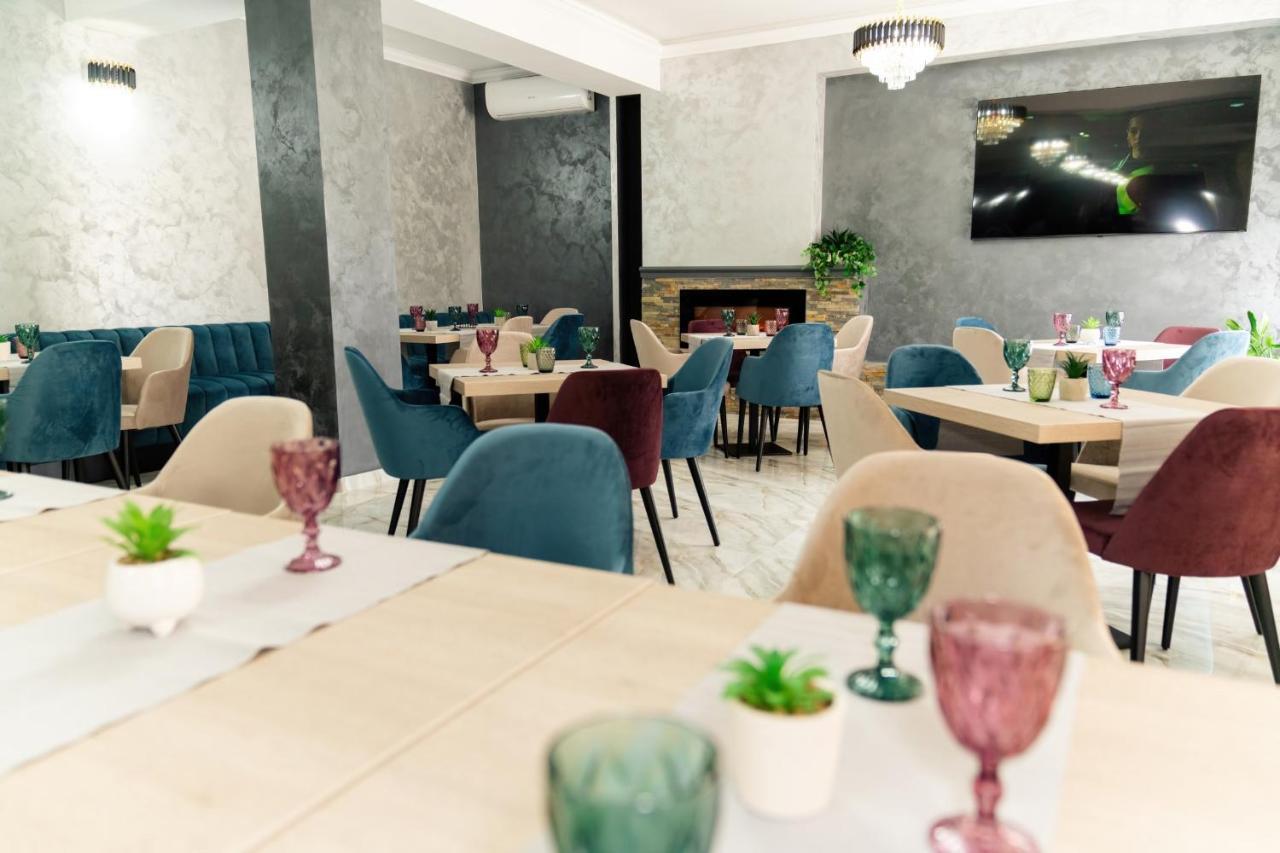 Vega Resort Restaurant & Lodge Orşova المظهر الخارجي الصورة