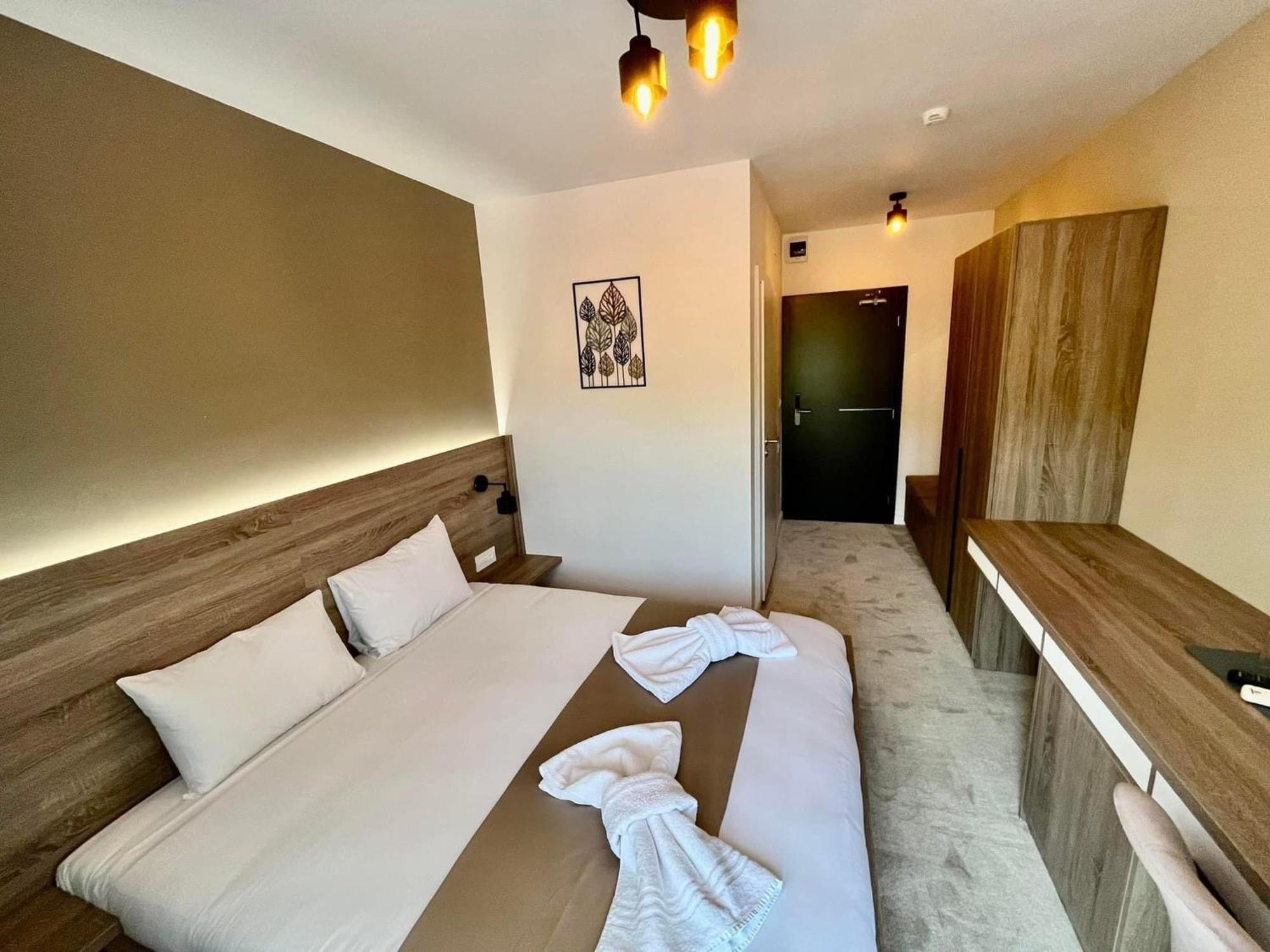 Vega Resort Restaurant & Lodge Orşova المظهر الخارجي الصورة